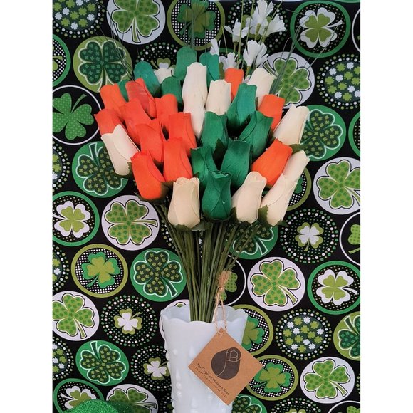 3 Dozen Irish Flag Saint Patty Day Flower Bouquet The Original Wooden Rose - Picture 2 of 8